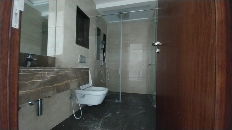 Bathroom, lokhandwala-minerva-mahalaxmi 3 Bedroom 2100 Sq.Ft. Apartment In Mahalaxmi Mumbai 8899721