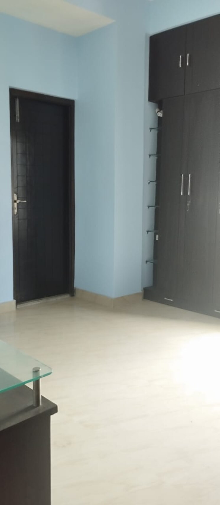 Room, dhakuria 4 Bedroom 1360 Sq.Ft. Apartment In Dhakuria Kolkata 8899795