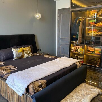 Bedroom in 3 BHK Apartment at Ireo Victory Valley, Ramgarh Dhani – for Rent