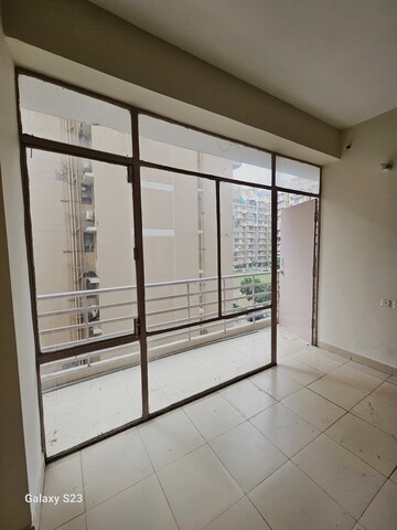 Room in 2 BHK Apartment at Breez Global Heights, Sohna Sector 33 – for Rent