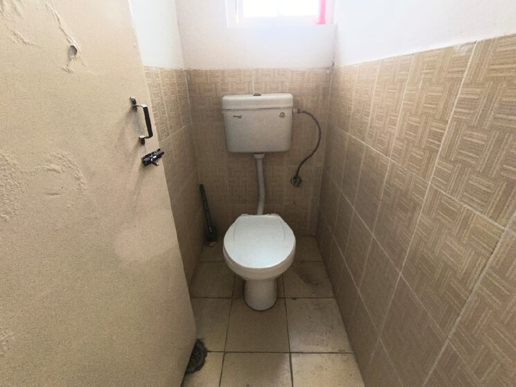 Bathroom, hcbs-sports-ville 1 Bedroom 390 Sq.Ft. Apartment In Sohna Sector 35 Gurgaon 8899810