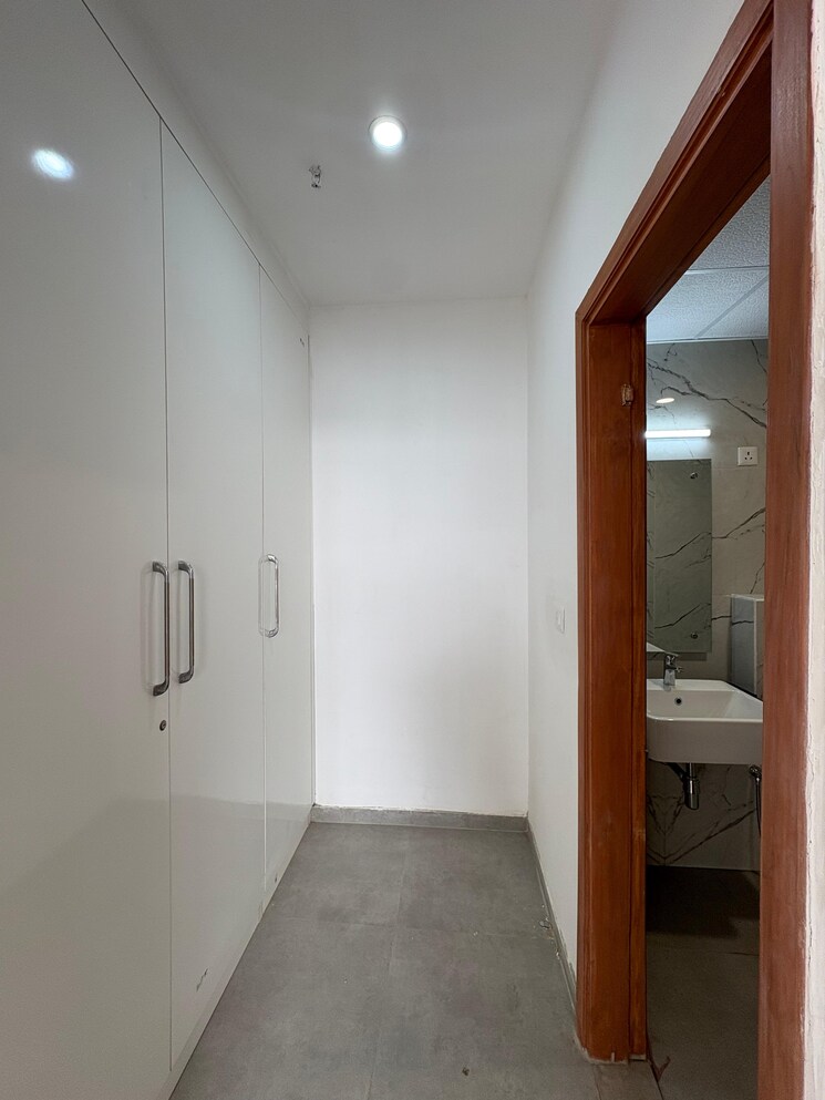 undefined, omaxe-lake 3 Bedroom 1920 Sq.Ft. Apartment In North Mullanpur Chandigarh 8899352