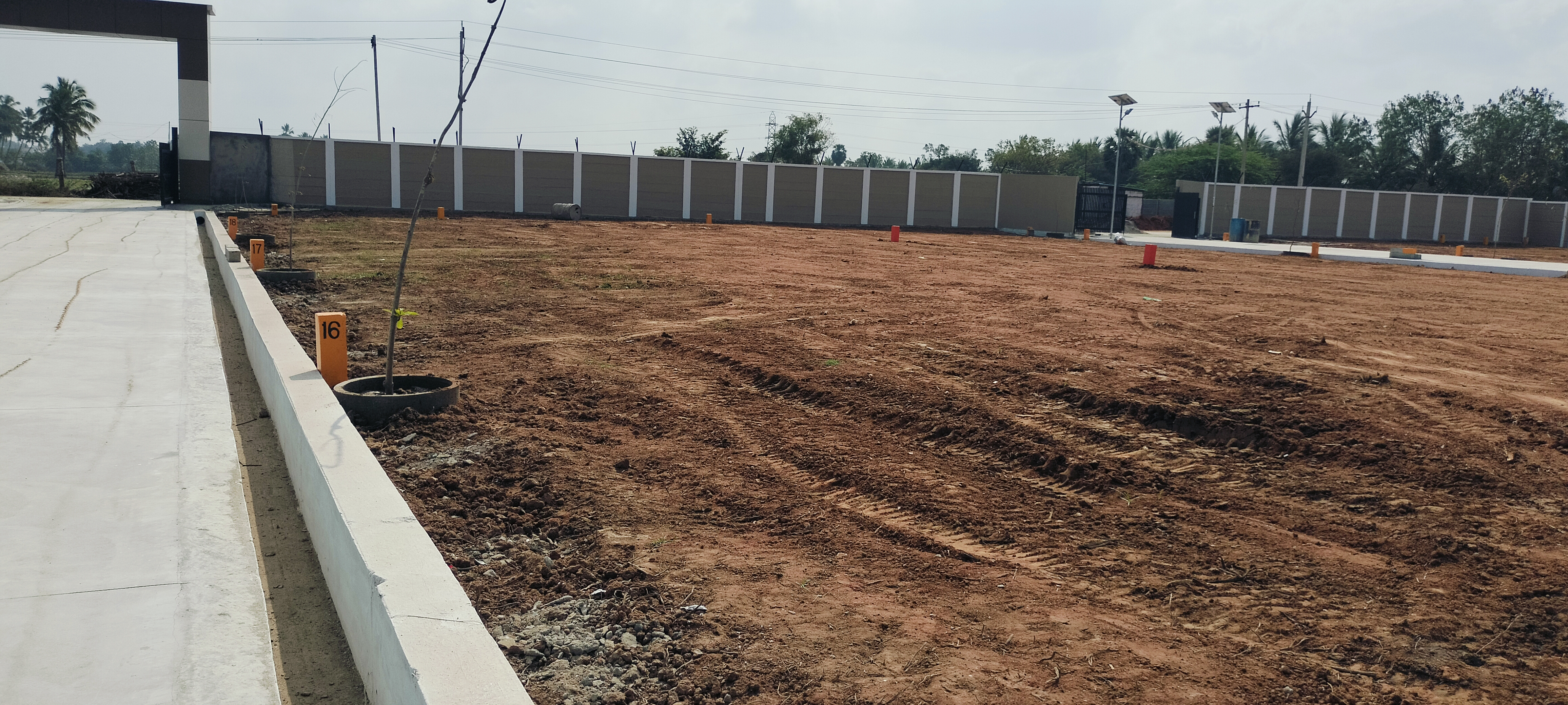 Plot For Sale in Emarald City