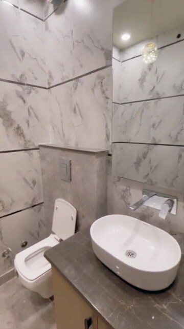 Bathroom in 6 BHK Builder Floor at Pitampura – for Sale