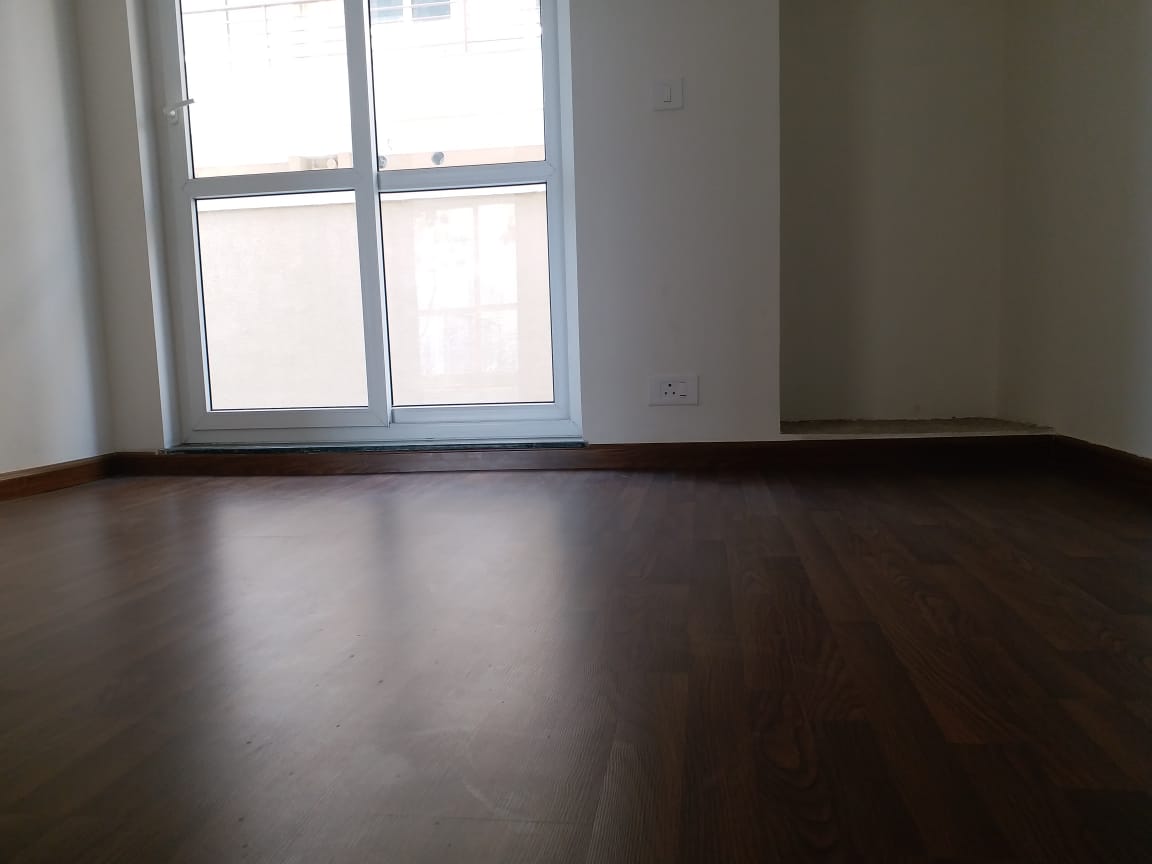 3 BHK Builder Floor For Sale in BPTP Parkland Pride