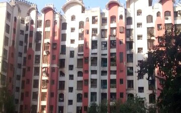 2 BHK Apartment – Exterior View View at Malad West - for Sale