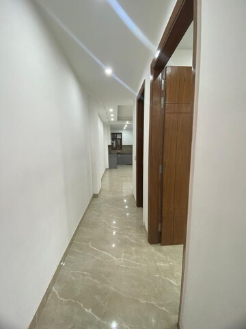 Building Lobby in 2 BHK Builder Floor at Paryavaran Complex – for Rent