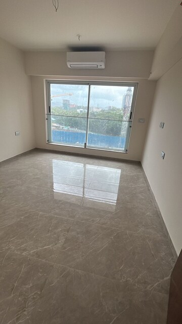Room in 2 BHK Apartment at LnT Elixir Reserve, Powai – for Sale