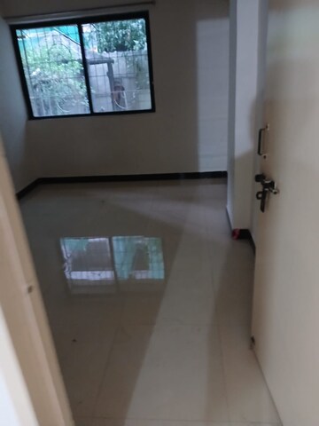 Room in 2 BHK Apartment at Kharadi – for Rent