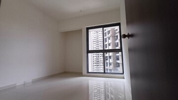 2 BHK Apartment For Rent in Runwal Eirene, Balkum Pada