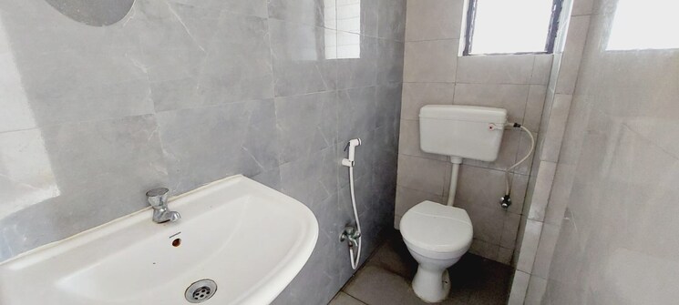 Bathroom, shrachi-greenwood-nest 2 Bedroom 905 Sq.Ft. Apartment In Rajarhat New Town Kolkata 8900078