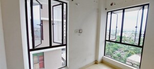 Room in 2 BHK Apartment at Shrachi Greenwood Nest, Rajarhat New Town – for Sale