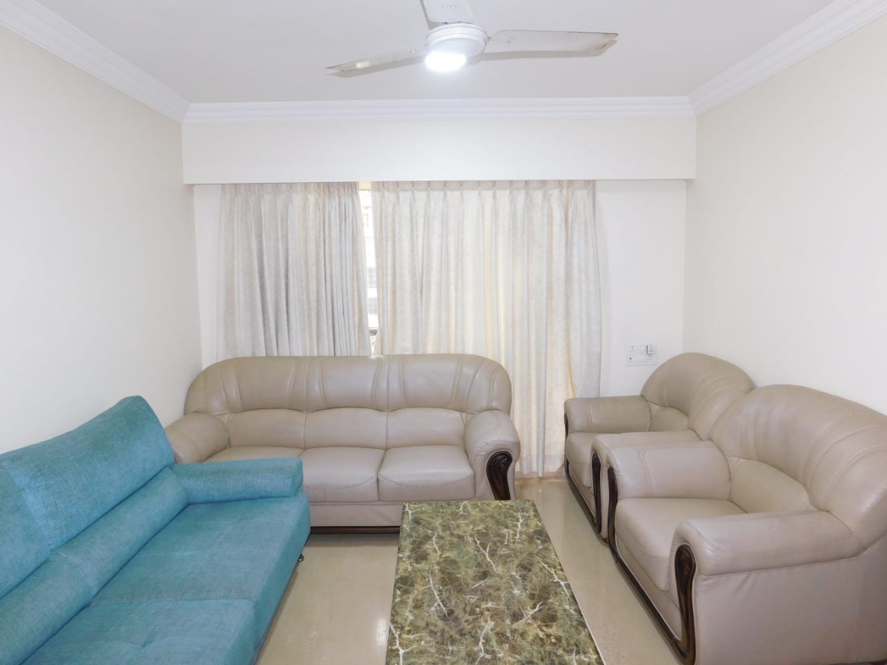 2.5 BHK Apartment For Rent in Lake Primrose