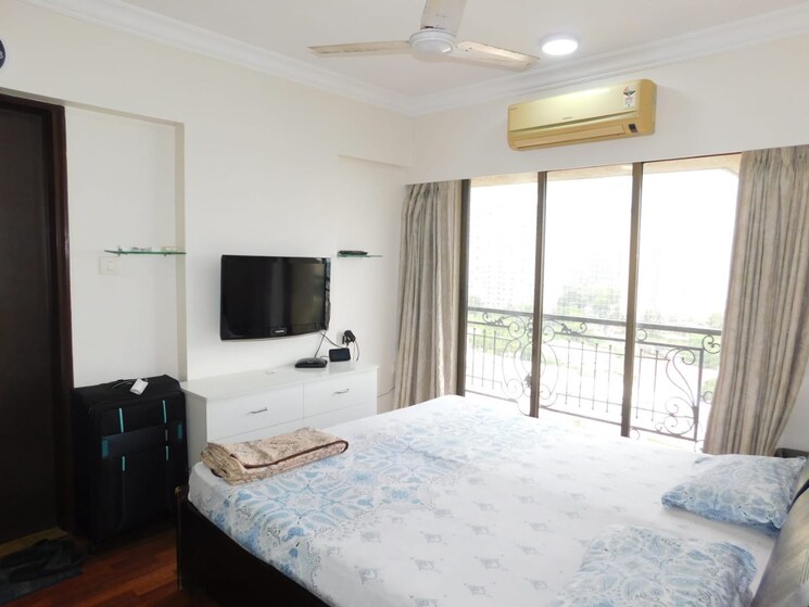 Bedroom, lake-primrose 2.5 Bedroom 1150 Sq.Ft. Apartment In Powai Mumbai 8900135