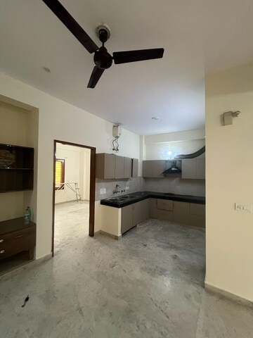 Kitchen in 2 BHK Builder Floor at Sector 46 – for Rent