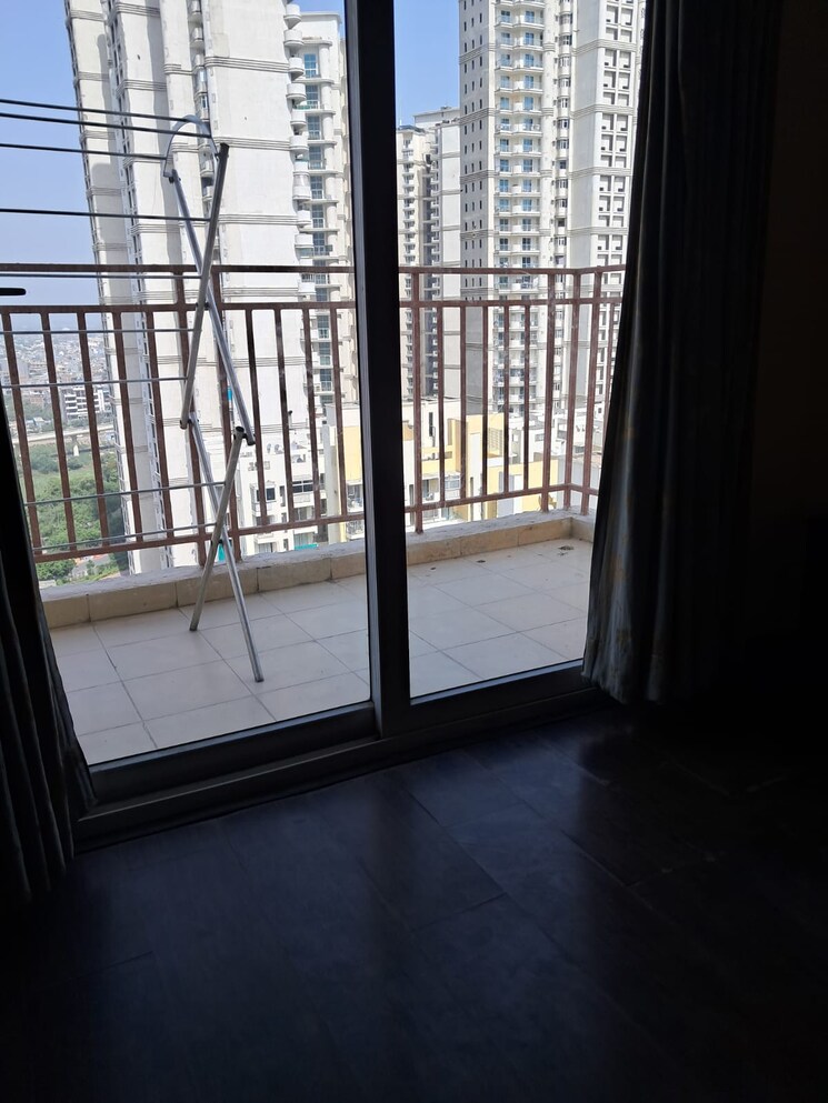 Room, mahagun-moderne 2 Bedroom 1250 Sq.Ft. Apartment In Sector 78 Noida 8900223