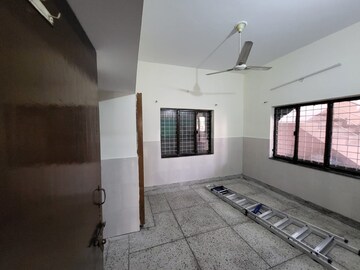Room in 2 BHK Builder Floor at Shimla Bypass Road – for Rent