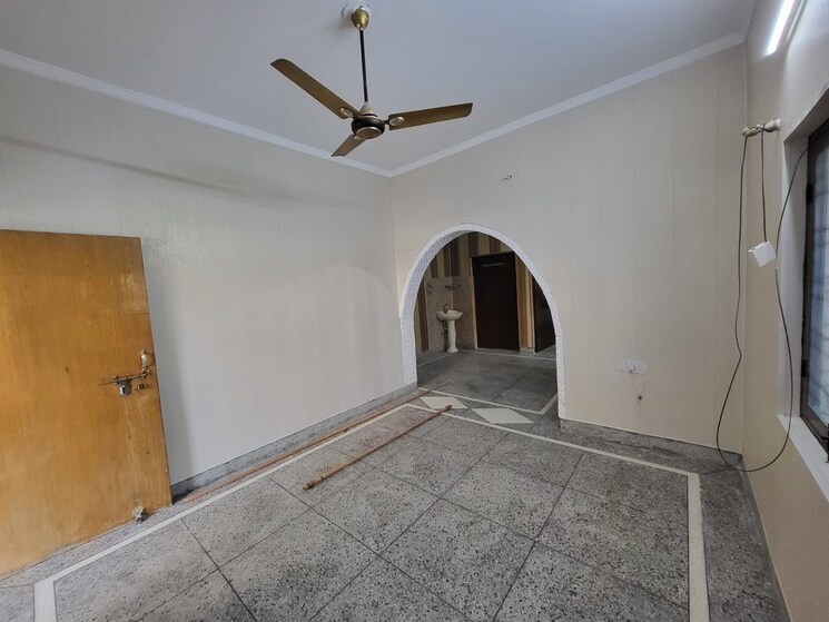 Room, shimla bypass road 2 Bedroom 1600 Sq.Ft. Builder Floor In Shimla Bypass Road Dehradun 8900260