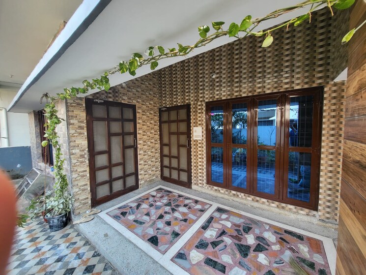 Exterior View, shimla bypass road 2 Bedroom 1600 Sq.Ft. Builder Floor In Shimla Bypass Road Dehradun 8900260