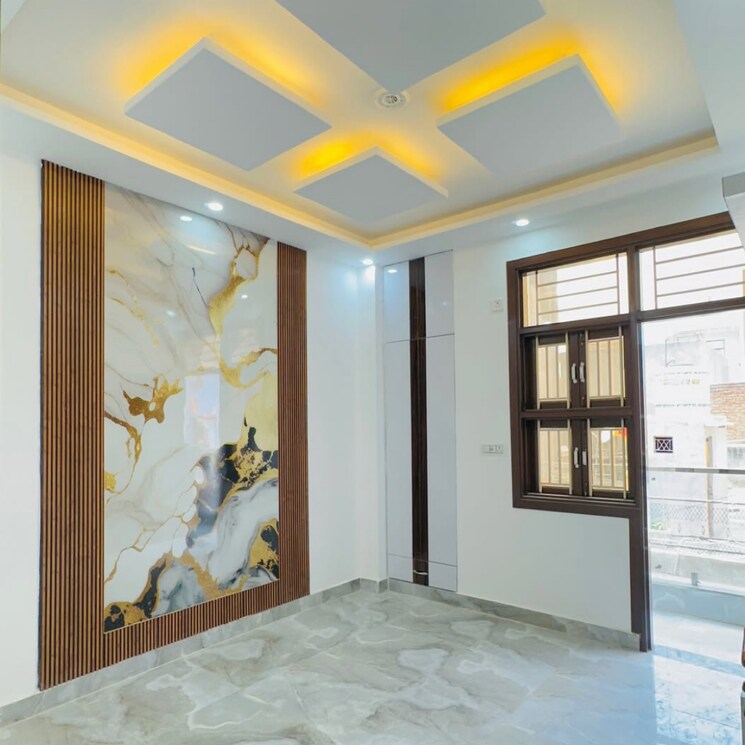 Room, rwa-mohan-garden-block-r3-gali-3 3 Bedroom 50 Sq.Yd. Independent House In Razapur Khurd Delhi 8900286