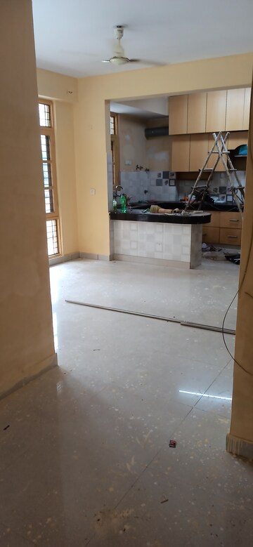 Furnished Amenities in 4 BHK Apartment at Aviation Heights, Sector 52 – for Rent