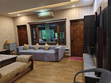 Living Room in Studio Villa at Sainik Farm – for Rent