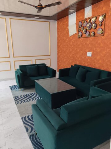  Shop For Rent in Omaxe World Street, Sector 79