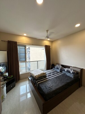Bedroom in 2 BHK Apartment at Lokhandwala – for Sale