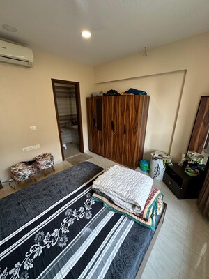 Bedroom in 2 BHK Apartment at Lokhandwala – for Sale