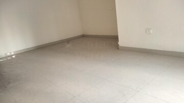 Room in 3.5 BHK Apartment at Pareena The Elite Residences, Sector 99 – for Rent