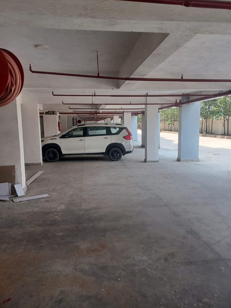  Parking, turner road 3 Bedroom 1800 Sq.Ft. Apartment In Turner Road Dehradun 8900379