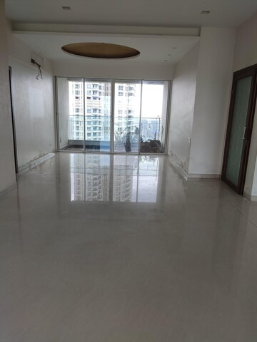 Room in 3 BHK Apartment at K Raheja Vivarea, Mahalaxmi – for Rent