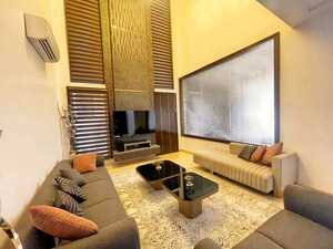 Living Room in 6 BHK Independent House at Hanuman Nagar – for Sale