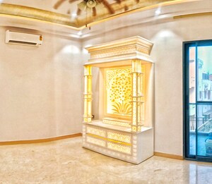 Living Room in 6 BHK Independent House at Hanuman Nagar – for Sale