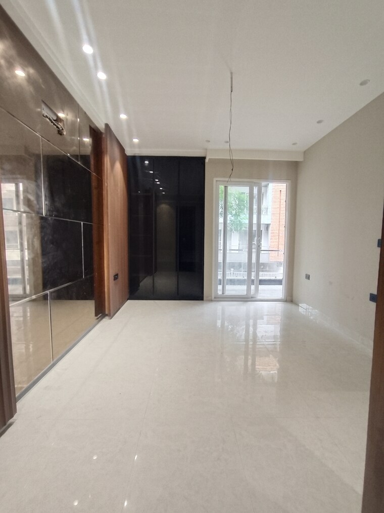 Room, sushant-lok-3 3 Bedroom 240 Sq.Yd. Builder Floor In Sector 57 Gurgaon 8900469