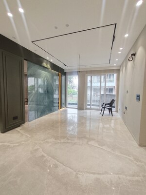 Room in 3 BHK Builder Floor at Sushant Lok 3, Sector 57 – for Sale