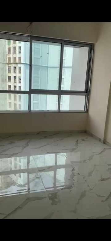 Room in 2 BHK Builder Floor at Dotom Isle, Malad West – for Sale