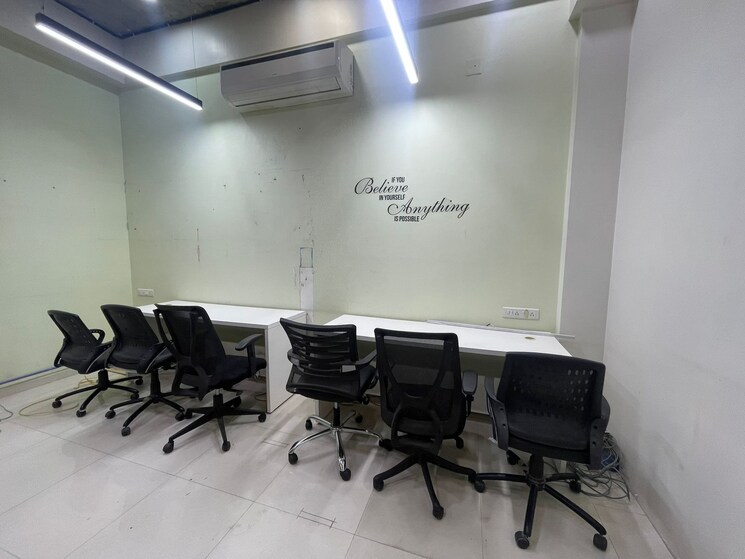 Team Area, science city Commercial Office Space 1232 Sq.Ft. In Science City Ahmedabad 8900462