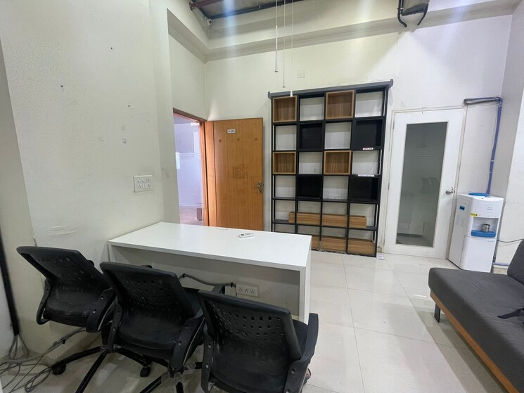 Team Area, science city Commercial Office Space 1232 Sq.Ft. In Science City Ahmedabad 8900462