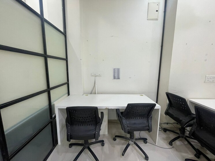 Team Area, science city Commercial Office Space 1232 Sq.Ft. In Science City Ahmedabad 8900462