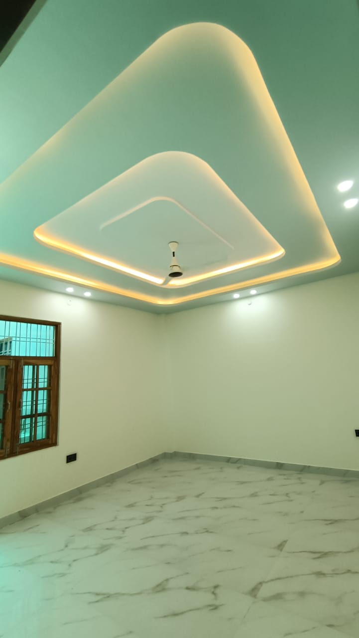 3 BHK Apartment For Rent in The Mall Avenue