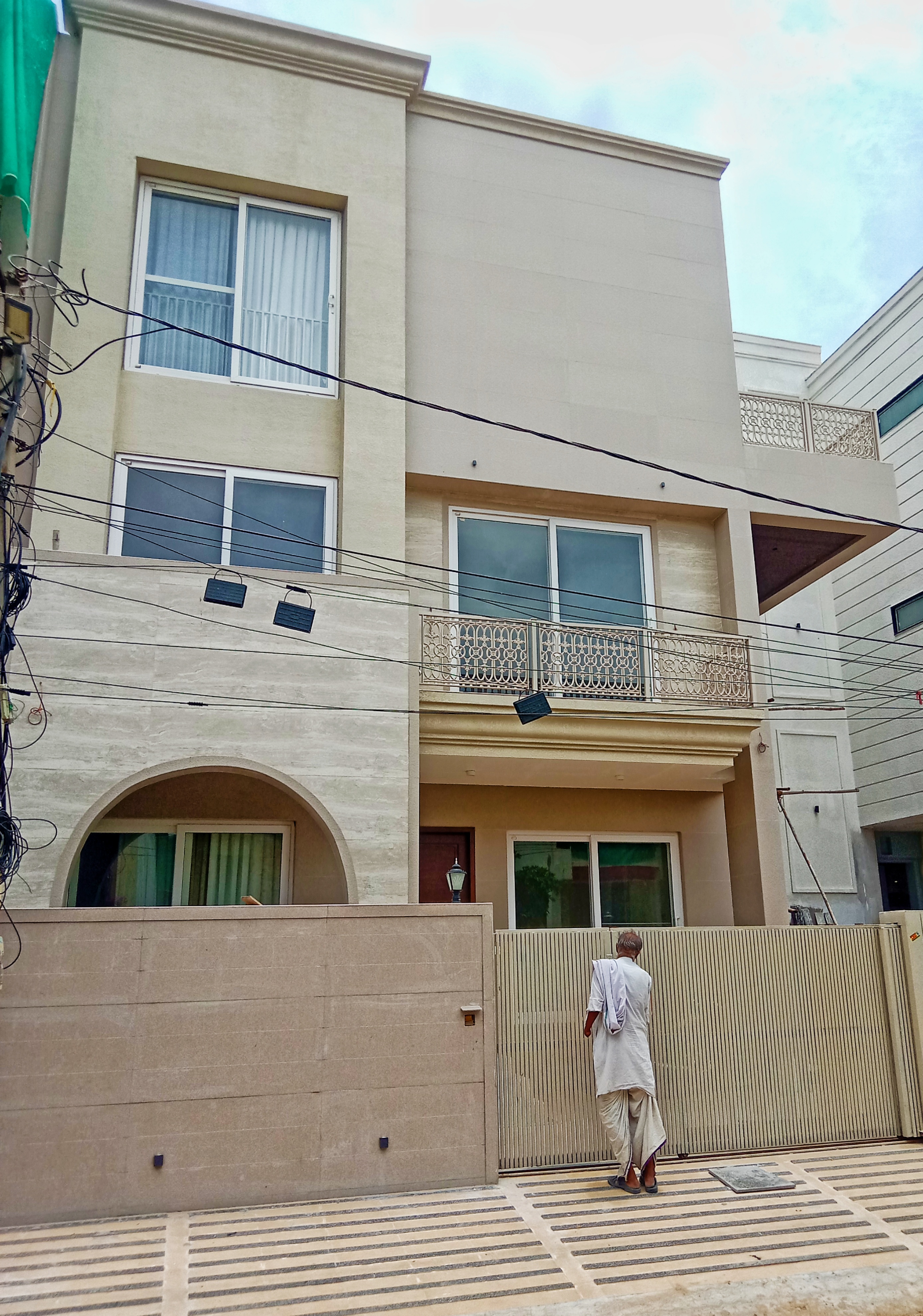 5 BHK + Pooja Room,Servant Room,Study Room Independent House For Sale in Apni Zameen Apna Aasman 