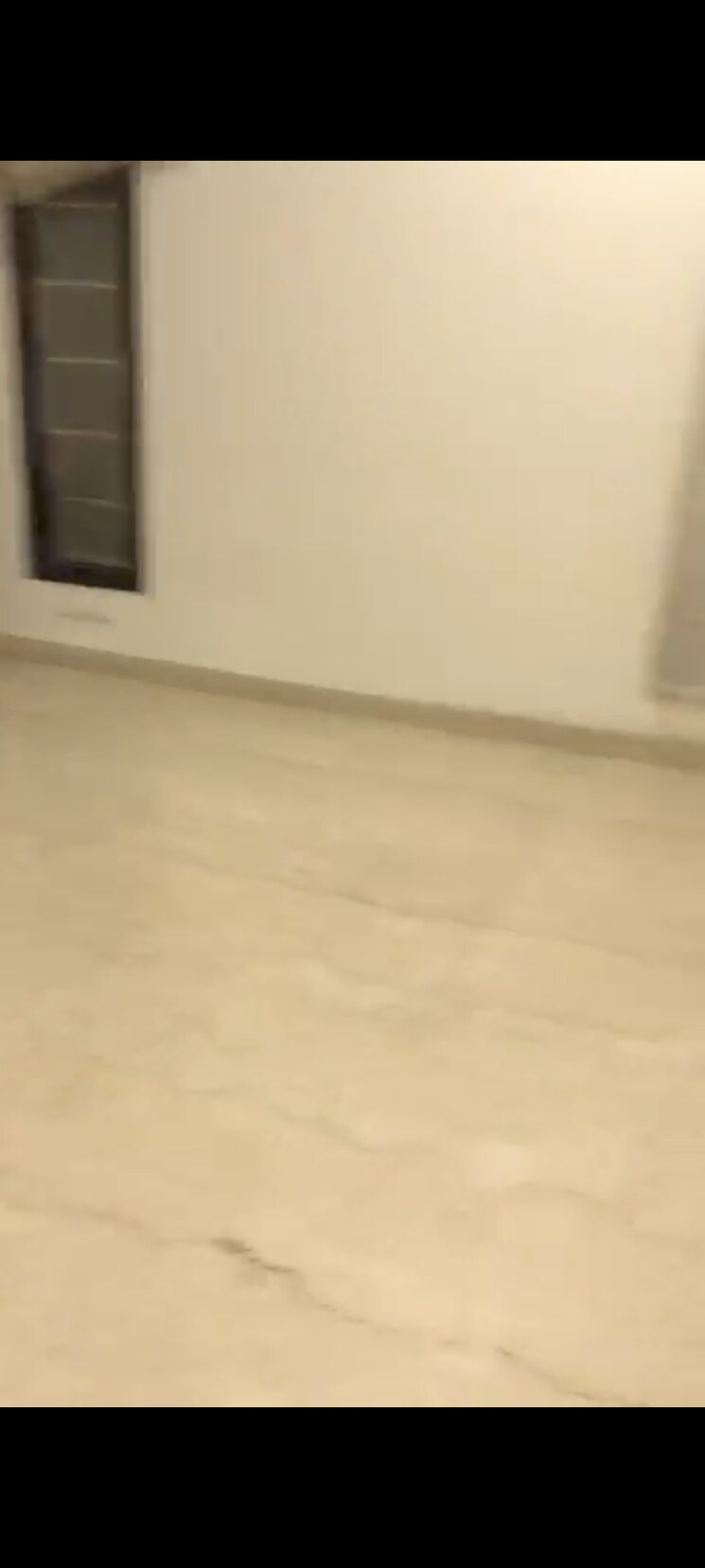 Room, rwa-apartments-sector-47 4 Bedroom 450 Sq.Mt. Builder Floor In Sector 47 Noida 8900520