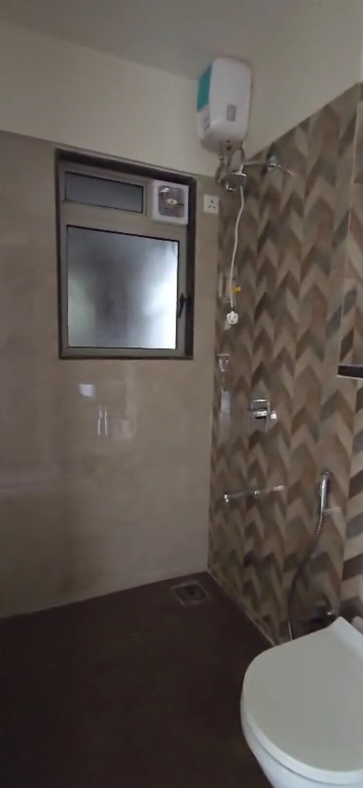 Room, veena-smart-homes 2 Bedroom 615 Sq.Ft. Builder Floor In Kandivali West Mumbai 8900533