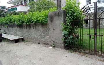 Plot For Sale in Dlf Ankur Vihar