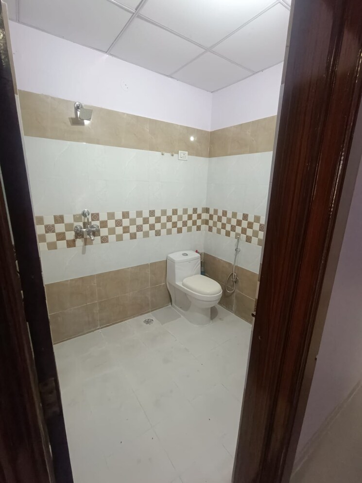 Bathroom, vb-city 2 Bedroom 842 Sq.Ft. Apartment In Bolarum Hyderabad 8900620