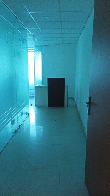  Office Space For Rent in Wave One, Sector 18
