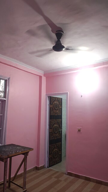2 BHK Builder Floor For Sale in Pratap Vihar GDA Flats, Pratap Vihar