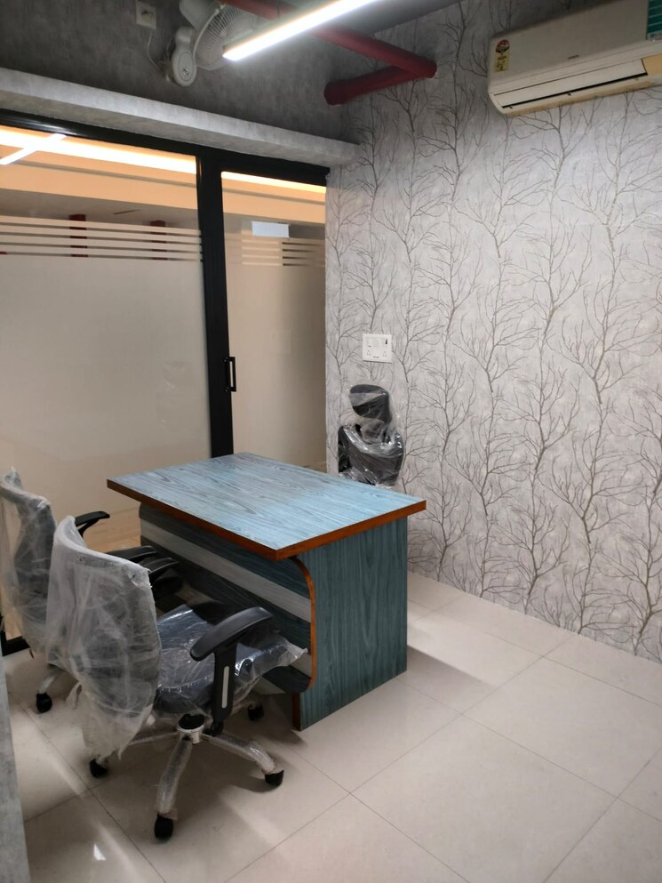  Parking, ats-bouquet Commercial Office Space 1730 Sq.Ft. In Sector 132 Noida 8900686