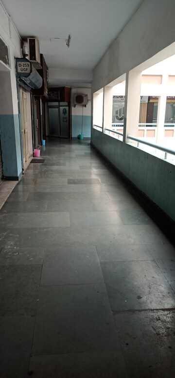  Shop – Exterior View View at Ansal Sushant Shopping Arcade, Sector 27 - for Rent